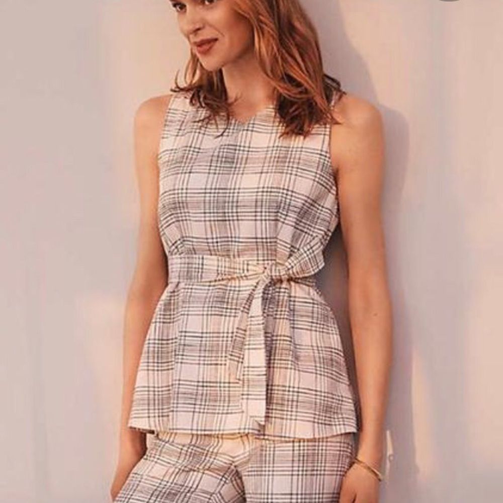Ann Taylor Black and White Plaid Tank